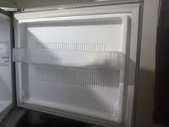 LG refrigerator like new 0.3. 1.4. 8.1. 3.7. 9.2. 3