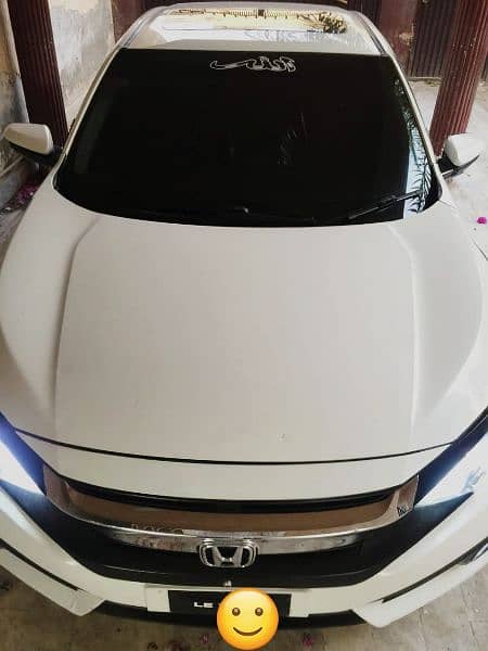 Honda Civic VTi Oriel 2016 white Lahore number 033/69-800/157 5