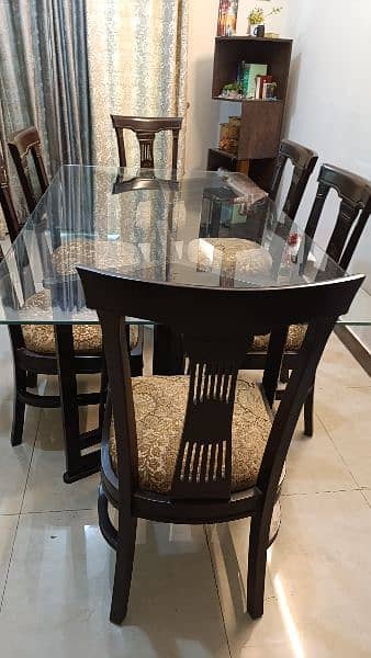 6 seater dining table 1