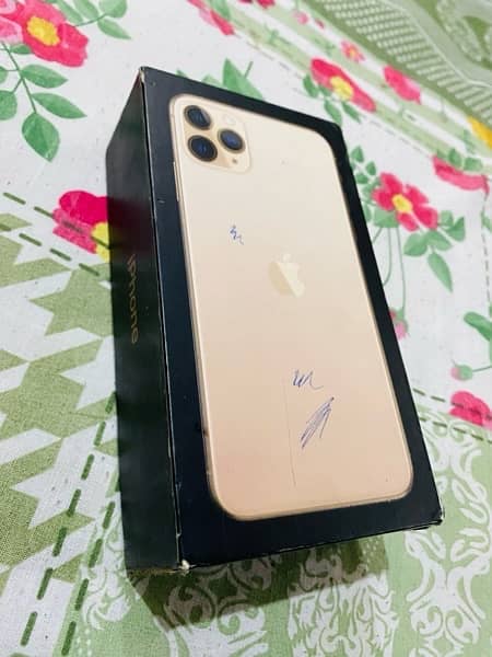 Iphone 11 pro max pta approved 256 gb 7