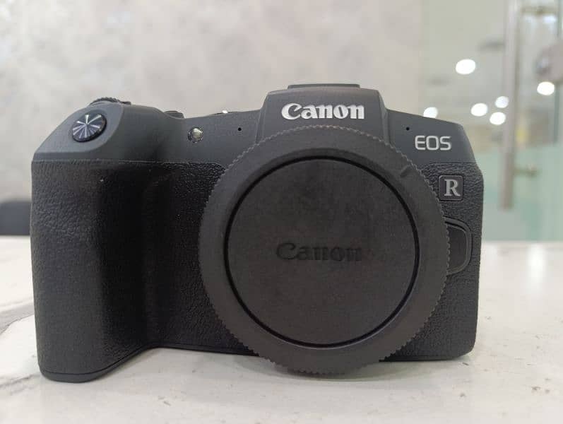 Canon RP Body Just Like New 0