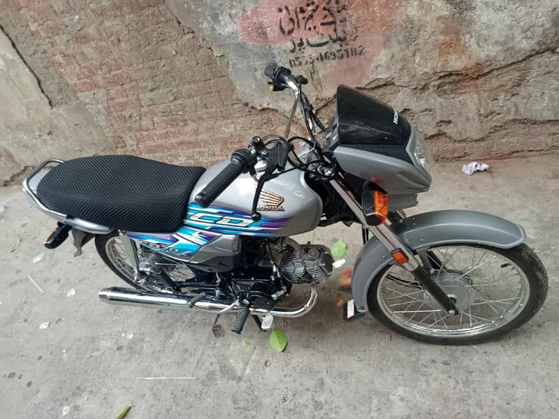 Honda CD70 Dream APL 4 3