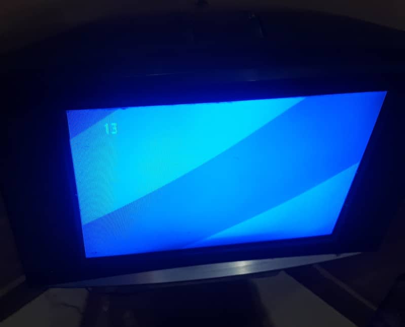 Panasonic Tv slim (TC-21RX20R) 3