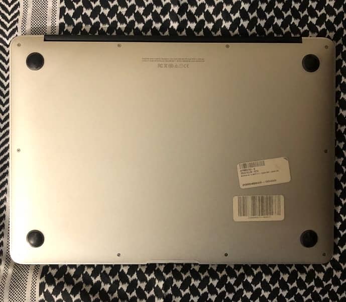 MackBook Air 2017 (13-inches) 1