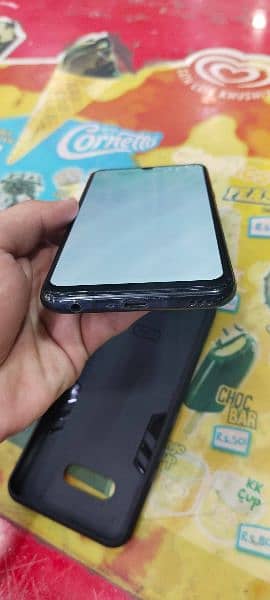 LG G8x for sale Exchange possible 1