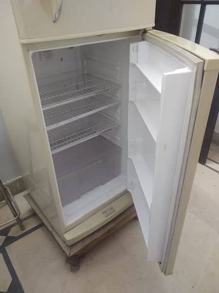 Waves Refrigerator for sale 1