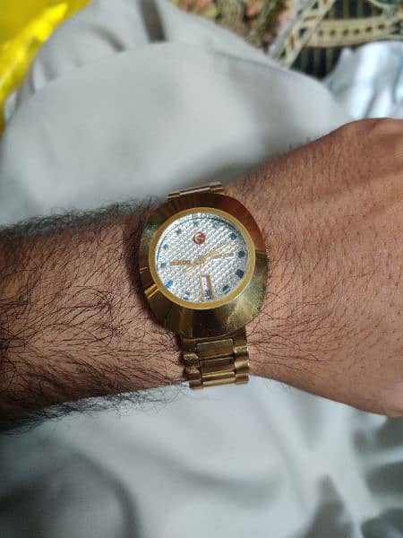 Rado Golden Watch with Sapphire Glass 3
