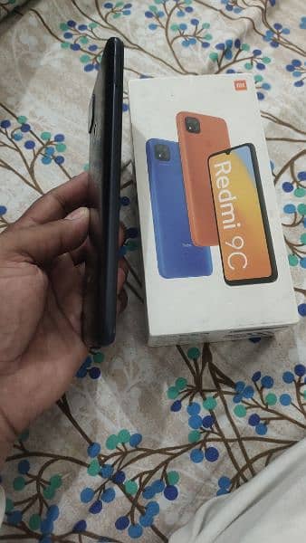 Redmi 9C 2GB and 32GB perfect mobile with box only. condition 8.5/10 2