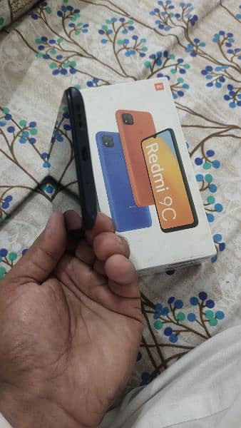 Redmi 9C 2GB and 32GB perfect mobile with box only. condition 8.5/10 3