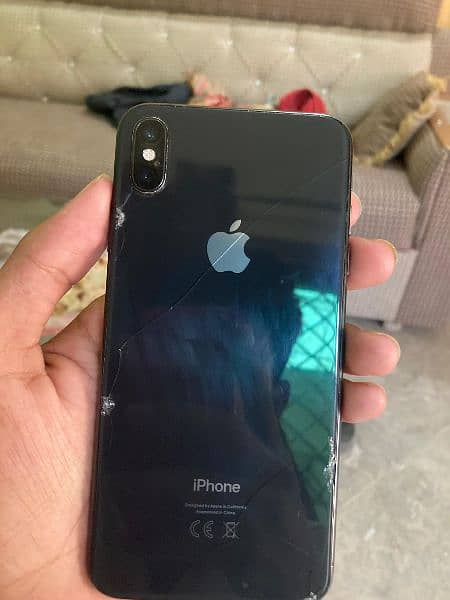 iPhone Xs max Pta 64 0