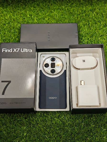 Oppo Find X7 Ultra 0