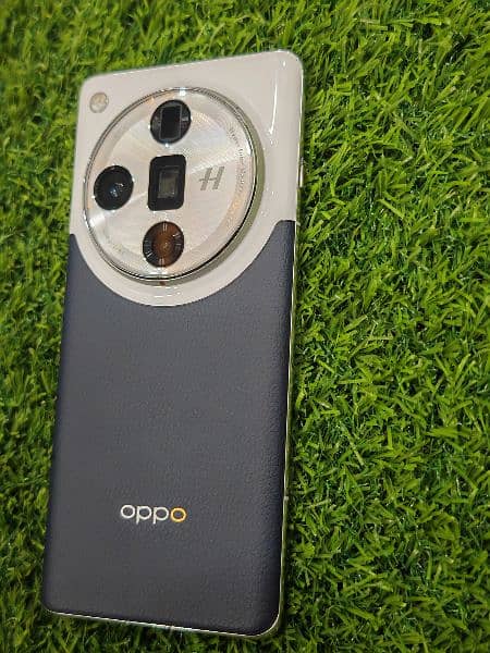 Oppo Find X7 Ultra 2