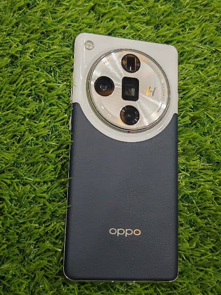 Oppo Find X7 Ultra 4