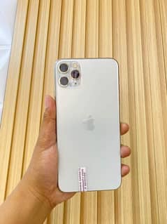 iPhone 11 por max Stroge /256 GB PTA approved for sale 10 by 10 condi