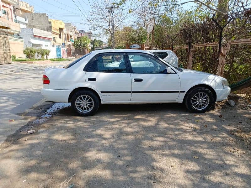 Toyota Corolla 2, 100% inside, 75% outside genuine 5