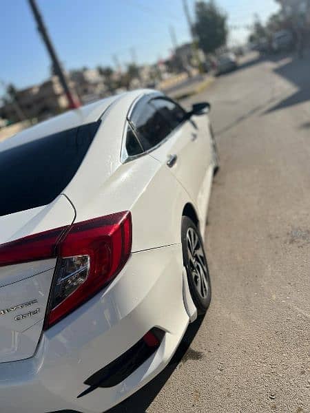 Honda Civic Oriel 2017 3