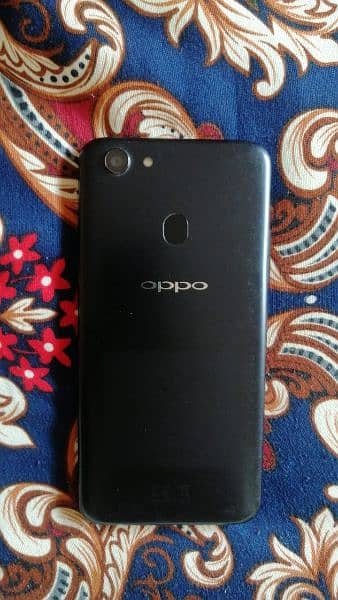 oppo f5 urgent sale pta offical approved 3/32 03193375210 4