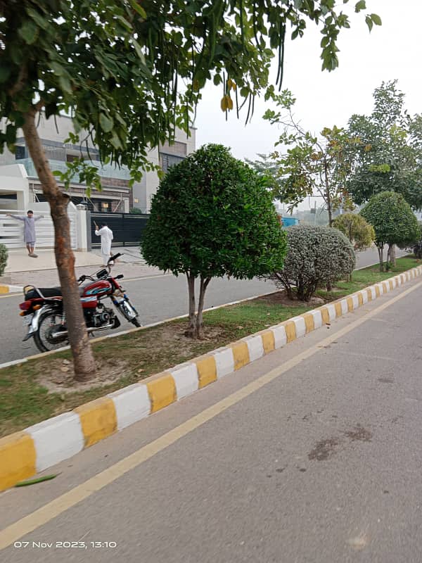 10 Marla lower portion for Rent in PIA Housing society Lahore. 11