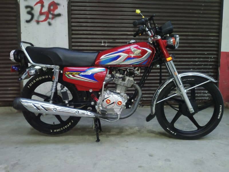 I am sell Honda 125CG 0