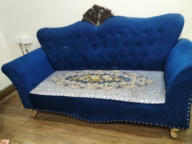 Sofa for sale in best condition. . . 2