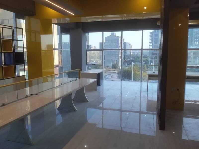 Corporate Office For Sale In Civic Centre 9