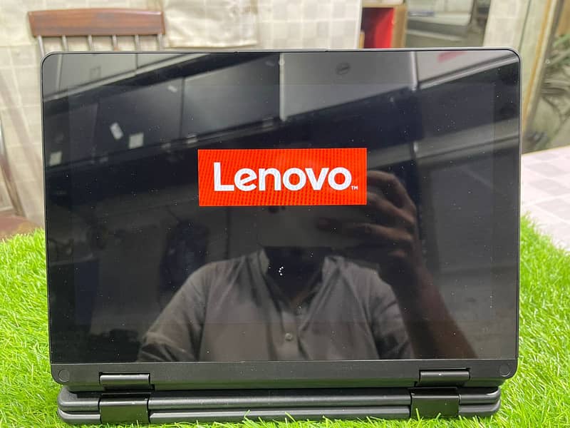 Lenovo Yoga 11e Gen 6 (Touch Screen), 2