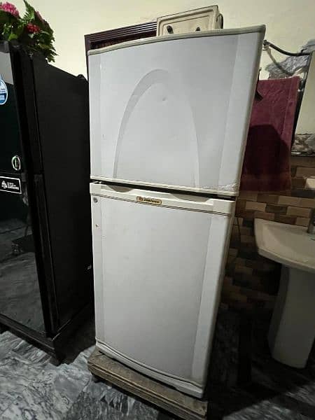 Dawlance fridge , medium size 0