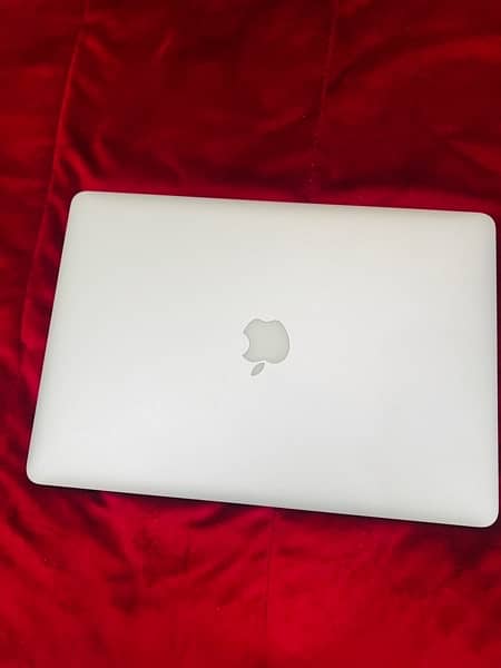 Macbook Pro 2015 15” 8