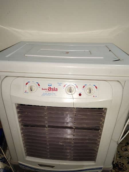 Asia room air cooler 10/10 condition 2