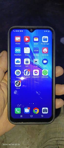 vivo phone for sale y11 0