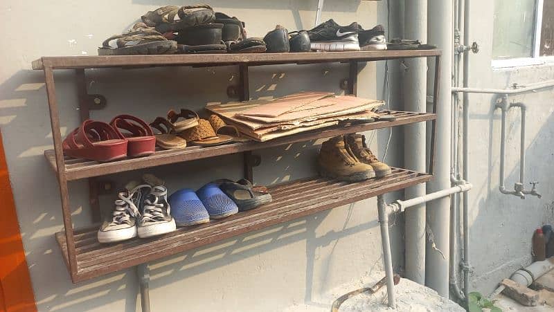 Shoe rack newly made for sale in very good quality and good condition 1