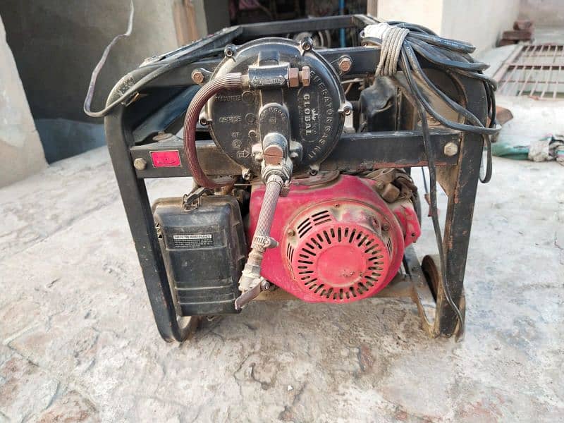 Generator 2.8 KW for sale 2