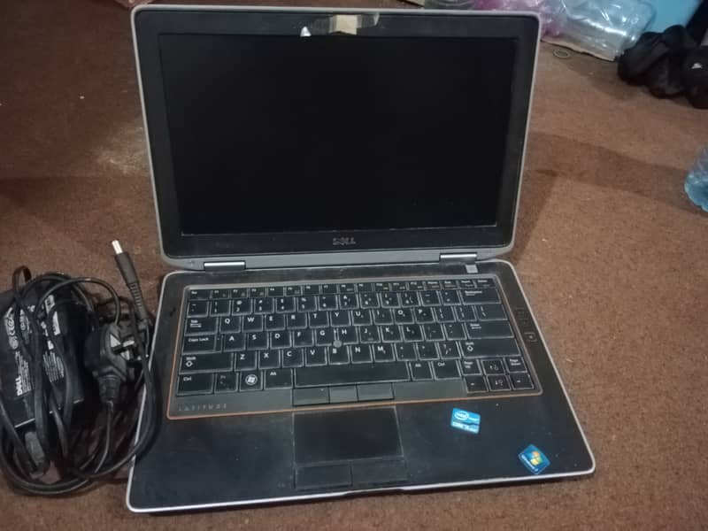 Dell Latitude Smart Laptop Core I-5--2520M CPU 2.5GHz (Intel-R-Core) 0