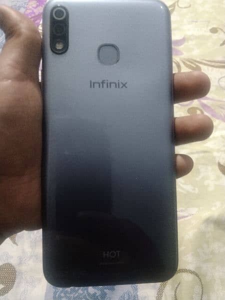 Infinix hot 8 0