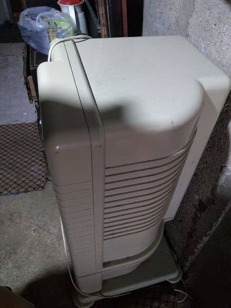 Air coller in Good condition 3