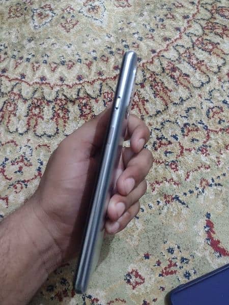 One Plus 8T for sale 12/256 with 10/10 condition 5