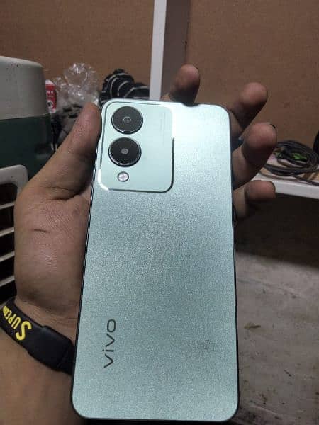 vivo y 17 s 4+4 128 ram 10 by 10 condition all ok 5