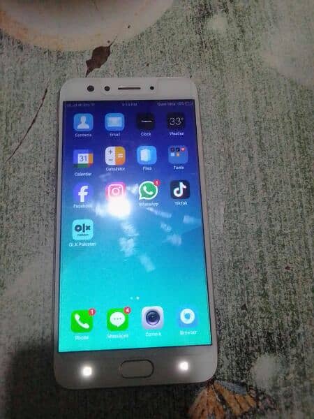 oppo f3 in 4/64 4