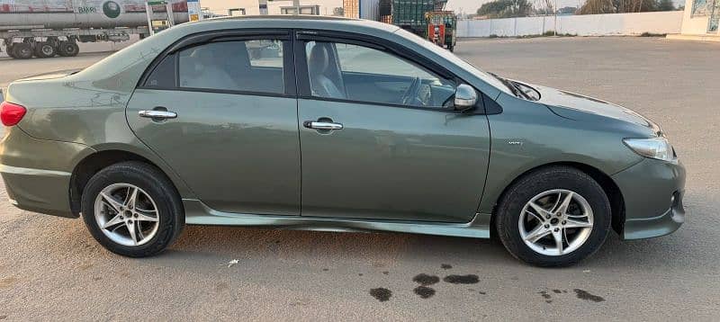 Toyota Corolla GLI 2011 6