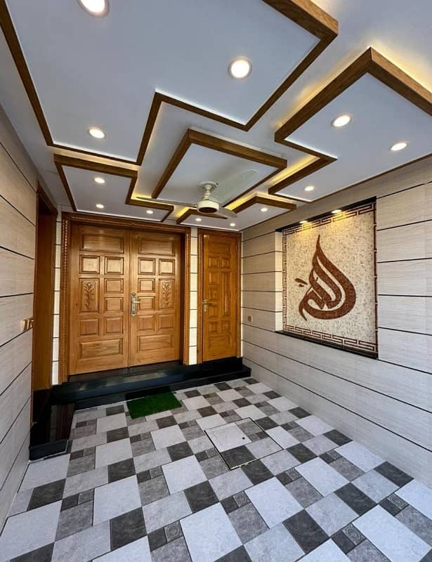 we Offer 5MARLA Luxury Brand New House in Bahria Town Gardenia Block 3