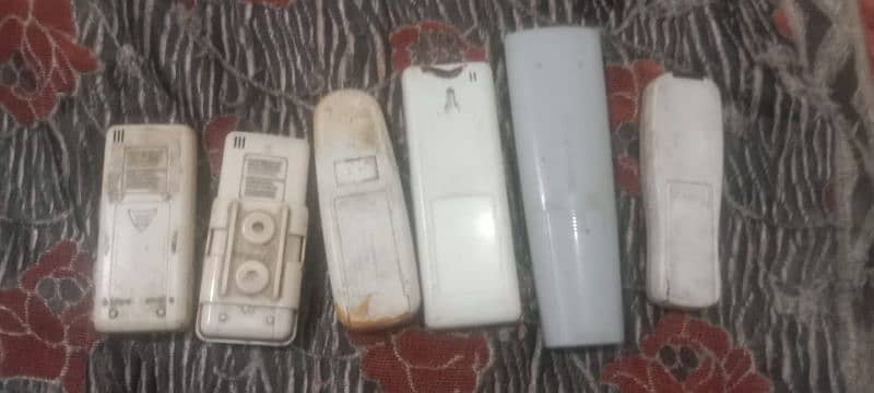All AC brands and models remotes avaiable for sale work on all ACs 1