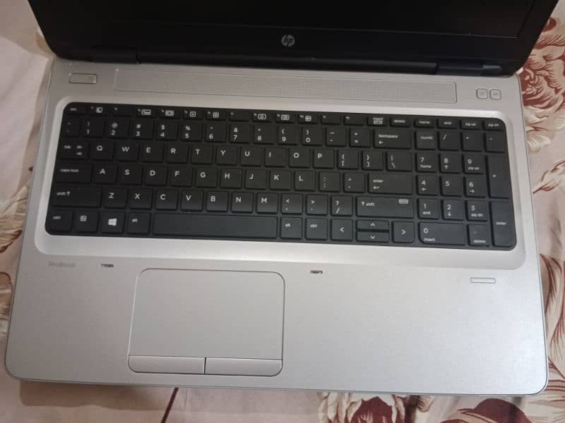 HP laptop Fresh Condition 1