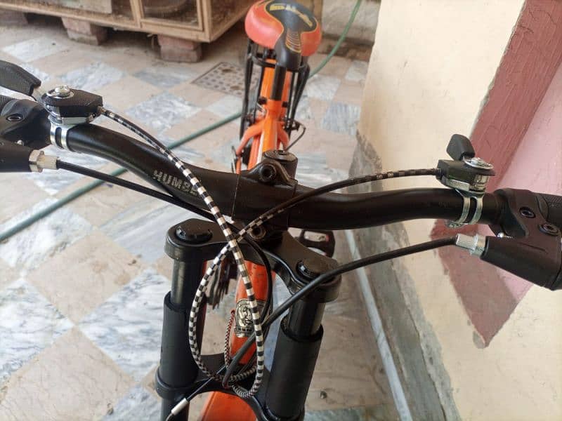 26 INCH CYCLE IN VERY GOOD CONDITION FOR SALE ORGINAL HUMBER FRAME 17