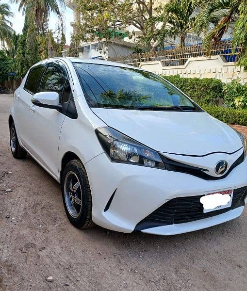 Toyota Vitz 2015 9