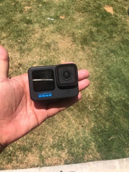 GoPro 11 Black Camera. 5