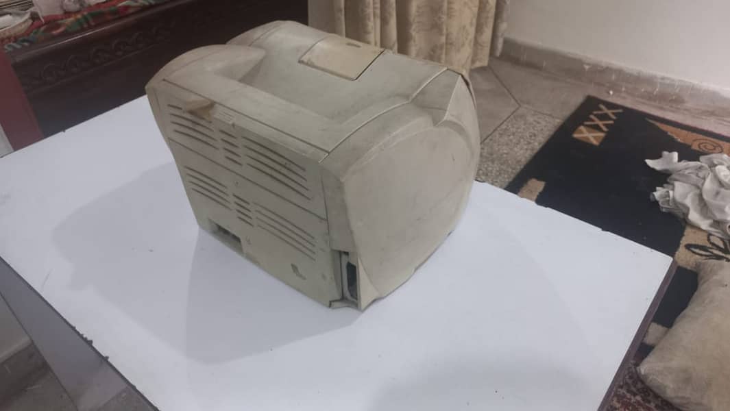 Computer components and other printer projector for sale in working 3