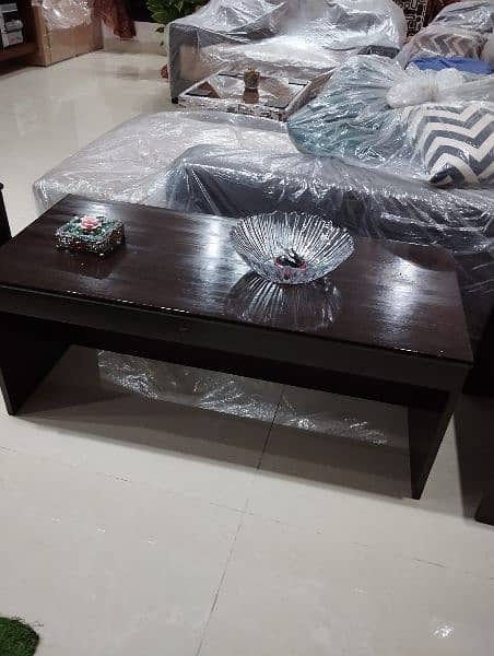 Wooden Center Table with Two Side Tables 4