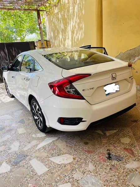 Honda Civic Oriel 2017 0