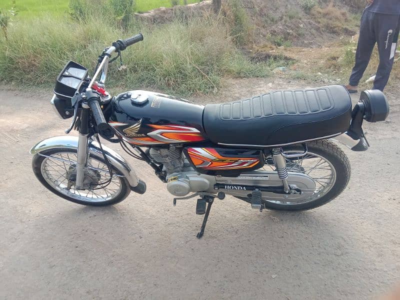 CG Honda 125 Balck 5