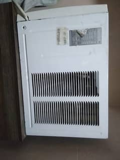 general window AC 0.75 ton for sale  contact 03124096380